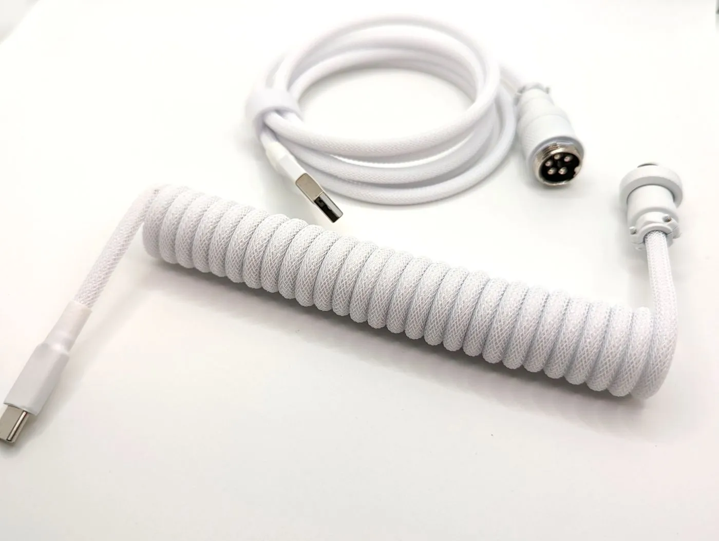 Ausmodshop Coiled Keyboard Cable - White