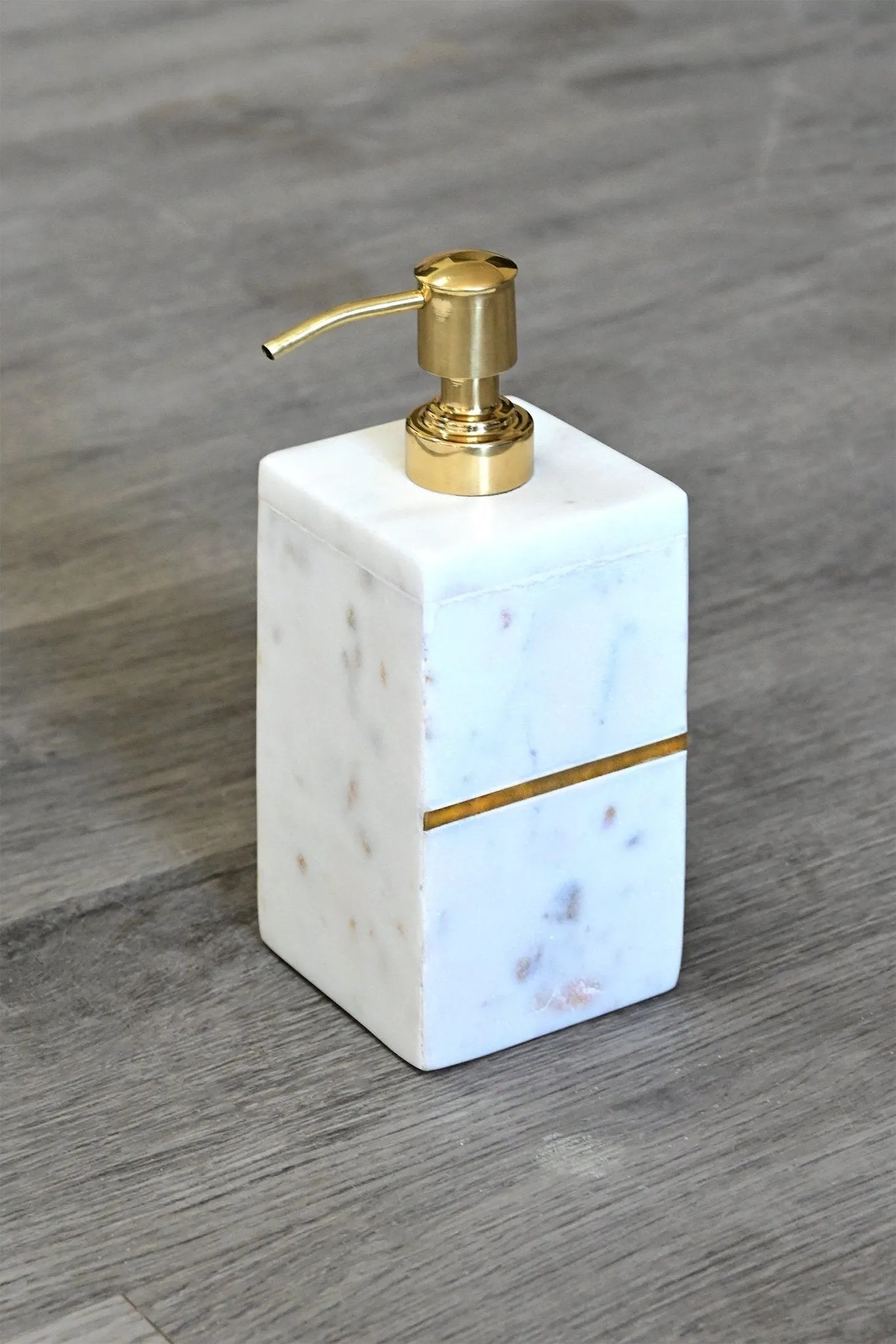 FLORENCE WHITE MARBLE BATHROOM SET