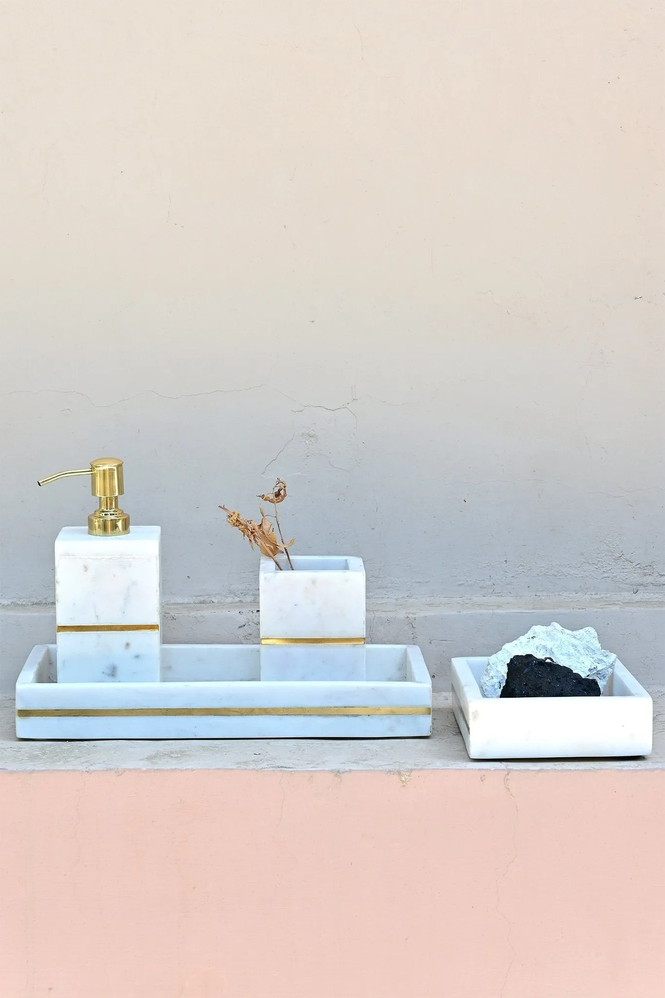 FLORENCE WHITE MARBLE BATHROOM SET