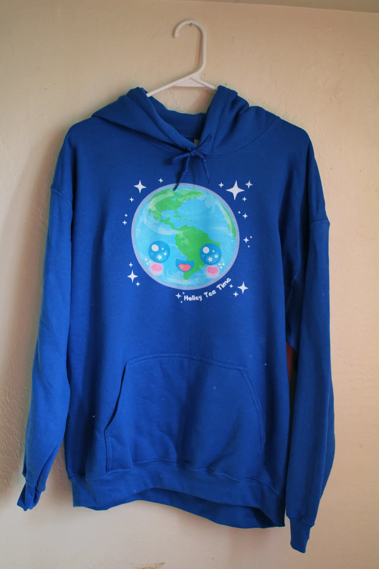 Kawaii Earth Gildan Heavy Blend Adult Hoodie