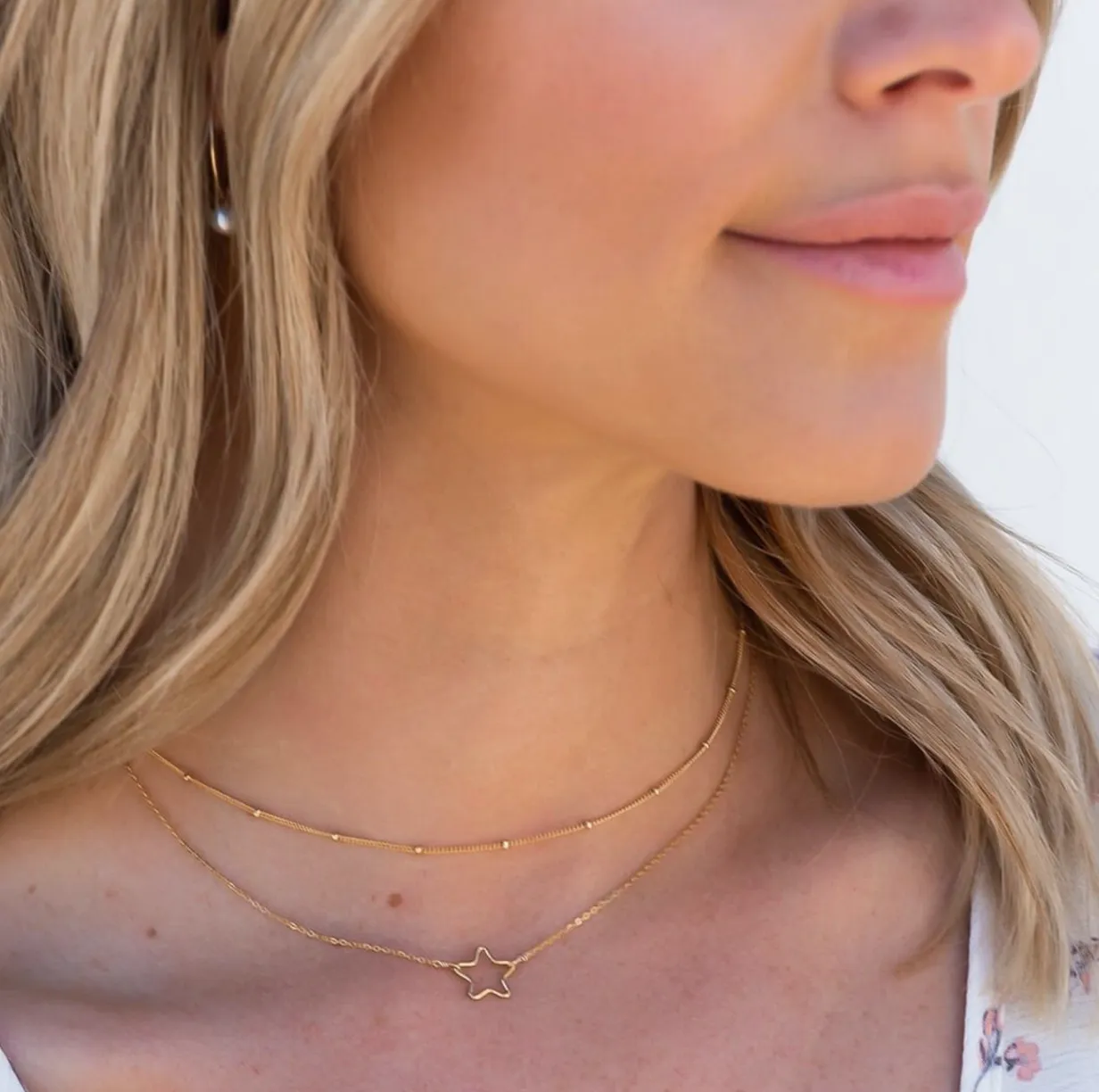 Star Outline Necklace