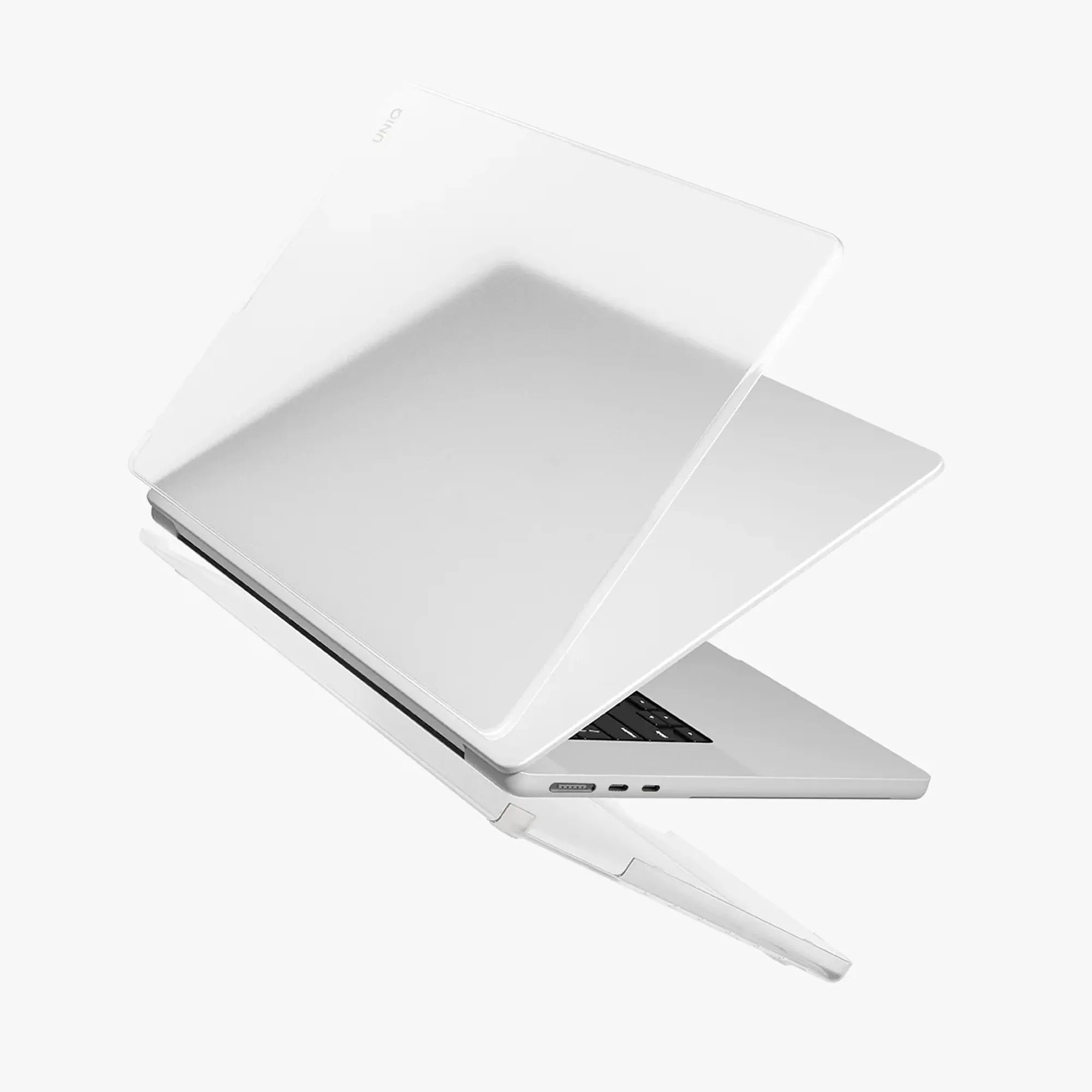 UNIQ Claro Protection Case for MacBook Air 13" Retina M2 / M3 ( 2022 / 2024 ) - Dove (Matte Clear)